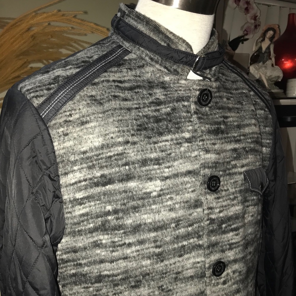 MONDO wool men’s jacket 4xl. Fits like a 2XL .